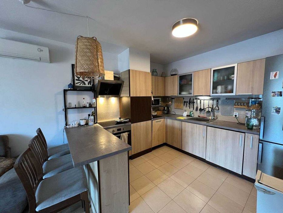 Продава се Тристаен апартамент в Варна, Гръцка махала - 100 кв.м за 1505 €/кв.м - Снимка #1