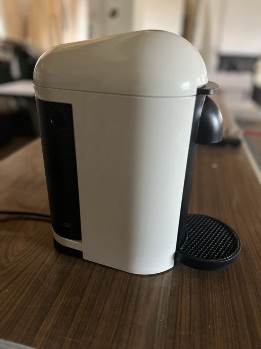 Aparat cafea Nespresso