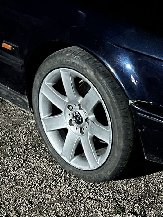 Диски на BMW 44 стиль 5x120 с резиной