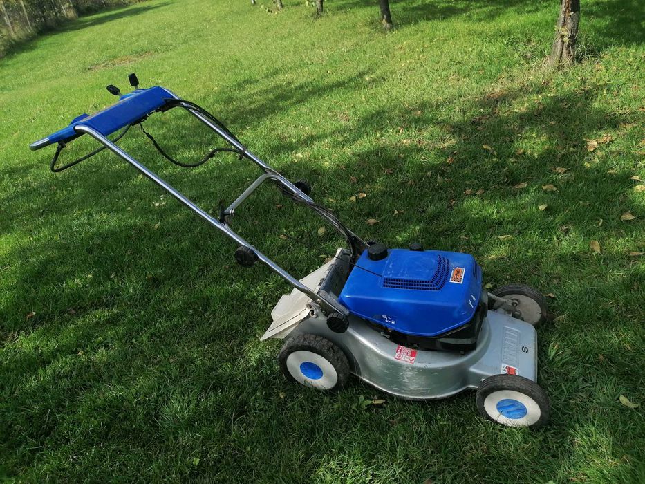 Masina de tuns  cu tractiune, Yamaha