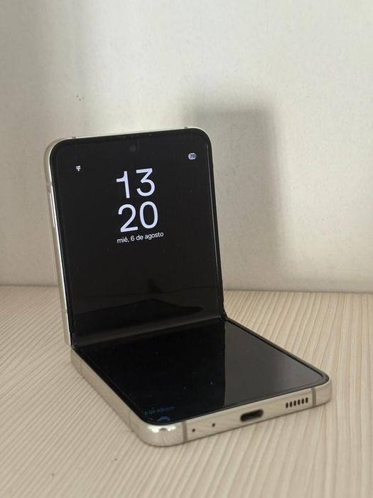 Samsung z flip 5 256Gb