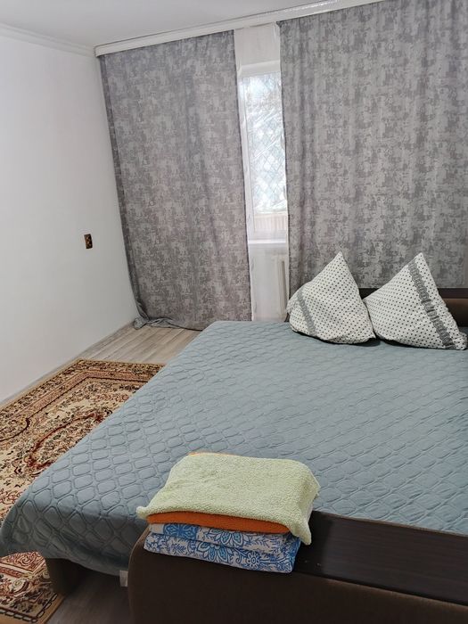 1 комн кв 8 мкрн посуточно