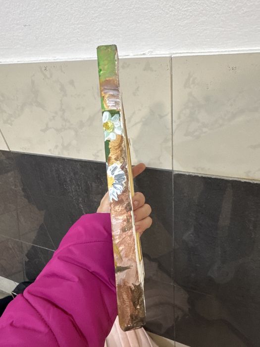 Картина олененок в лесу