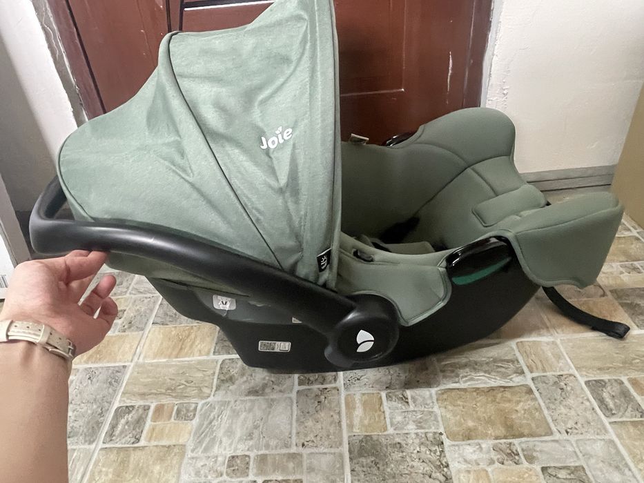 Set 3in1 carucior Joie signiture Finiti scoica i snug 2 si landou Calmi