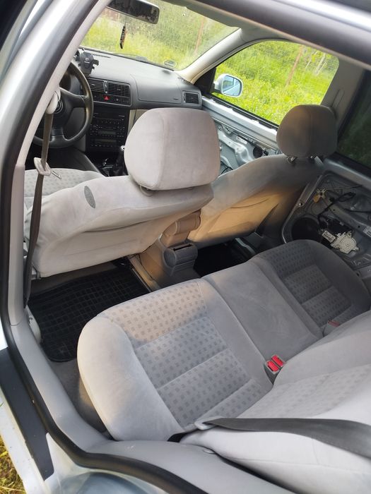 Golf 4 1.6 benzina