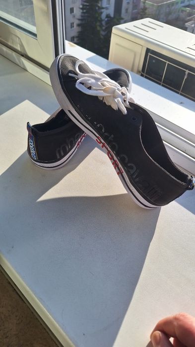 Nike,Adidas,Calvin Klein,Roberto cavalli