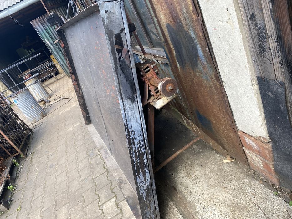 Masa de sudura solida din taba 10 mm 3/0,75 m Cantareste 375 kg