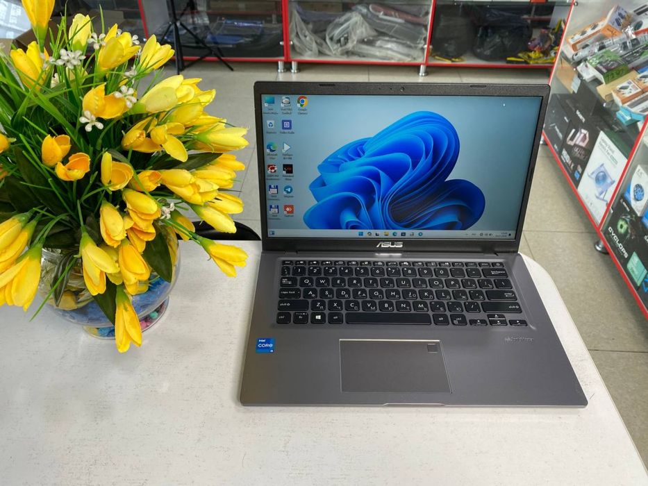 Asus core i5 yangidek