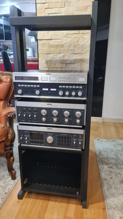 Revox , tuner B760, amp B-750 mk2 , amp  B251 , Rack Revox Original