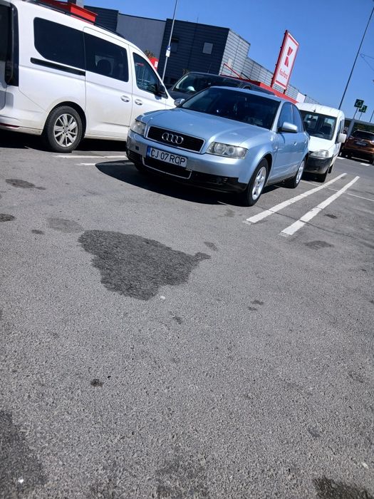 AUDI A4 0 — imagine 3