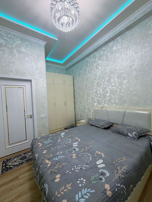 Namangan shaxar 4mikra rayonda  bezzaks  quyamiz kunli kvartira bor