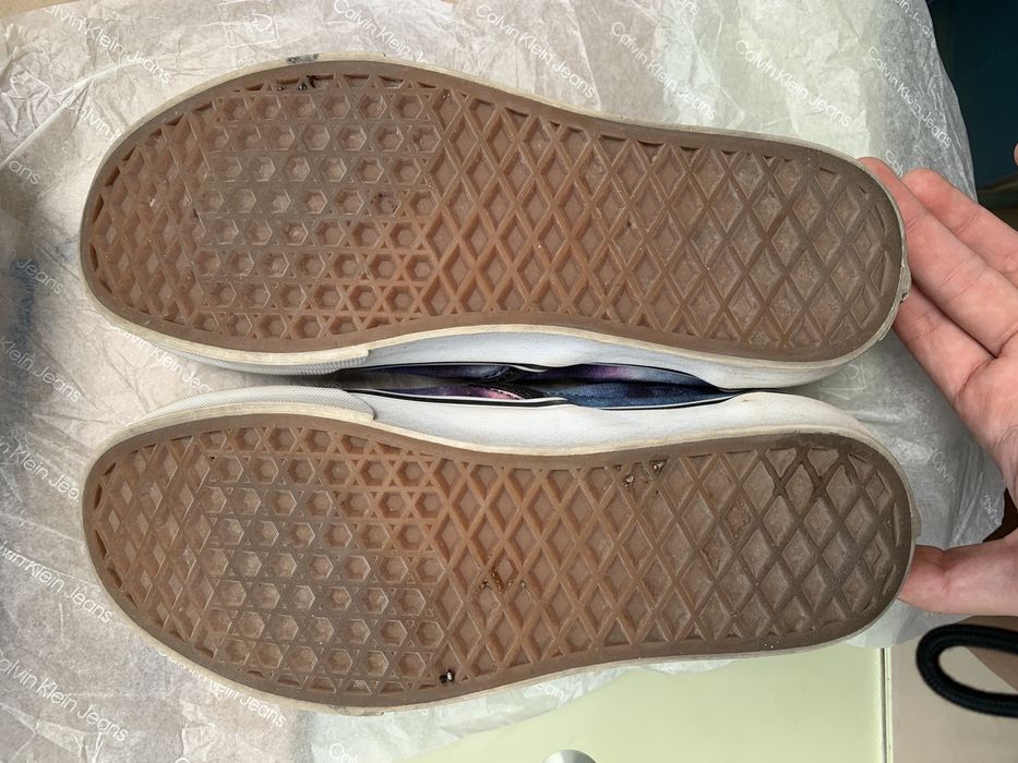 Vans 37  Timberland 38