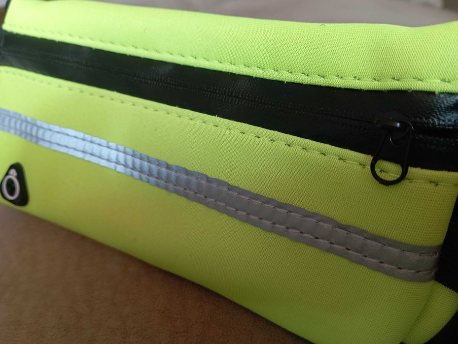 Чанта за бягане за телефон, ключове, вода и пари