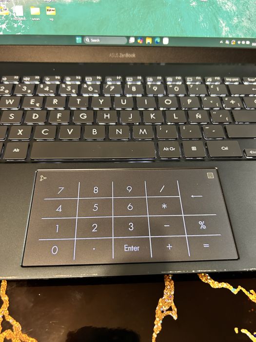 Vand URGENT Asus UX325E  Notebook PC