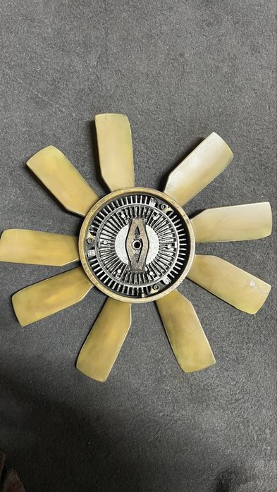 Вискомуфта Мерседес