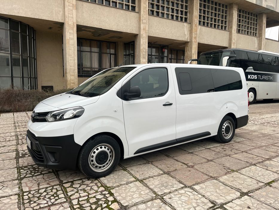 Inchiriere autocare si microbuze