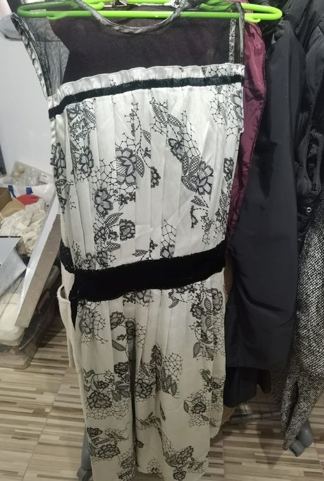 Rochie eleganta noi sau imoecabile