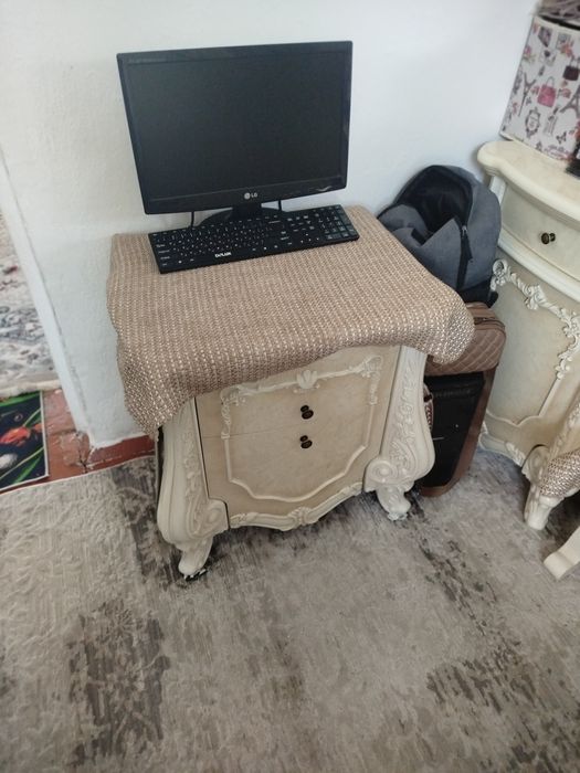 Продам гарнитур спальный