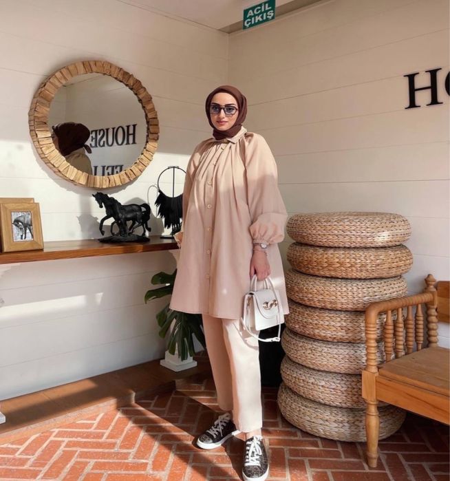 Фирменные женские вещи, размеры и цены на фото