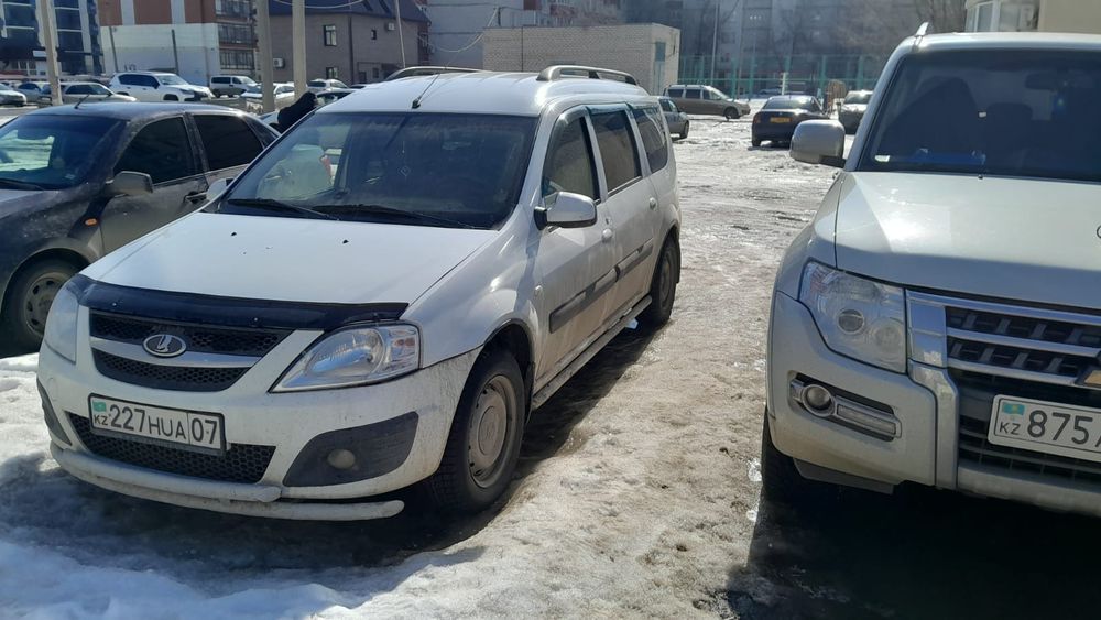 Продам ларгус и уазик