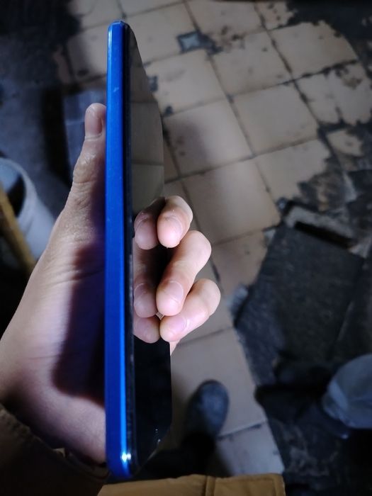 VivoY21 64 gb xotira