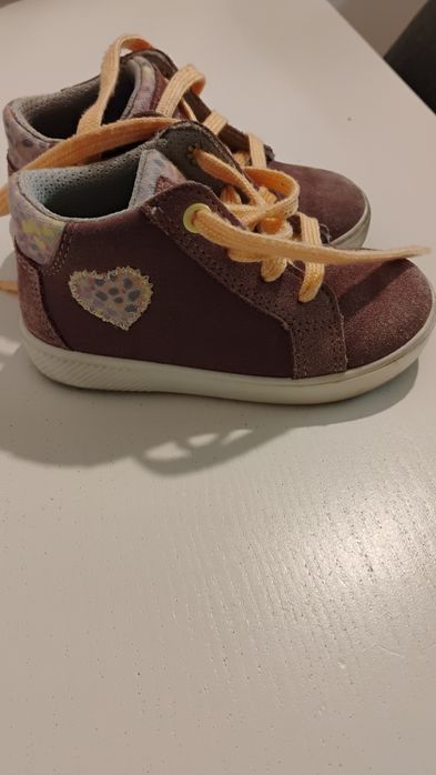 Vand pantofi fetițe Superfit 22