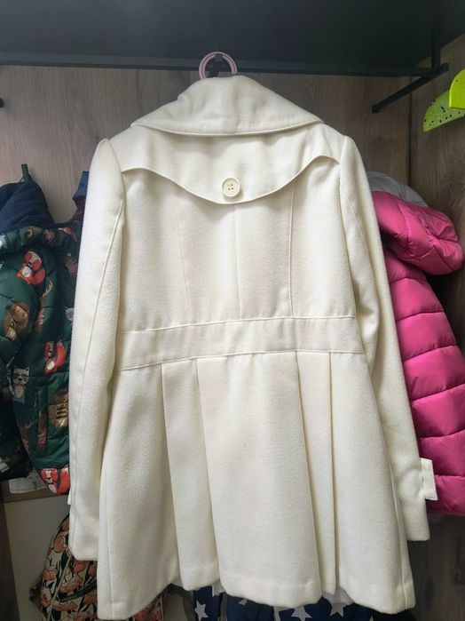 Вталено палто 36 размер