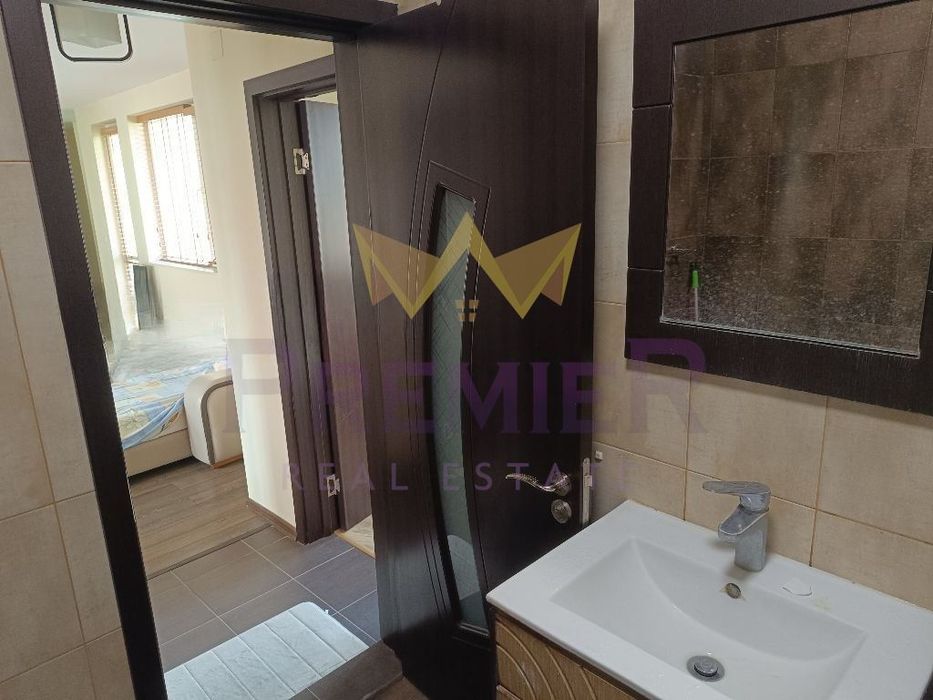 Тристаен апартамент в кв. Кършияка, гр. Пловдив