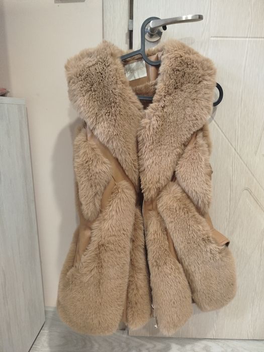 Дамски пухено елек