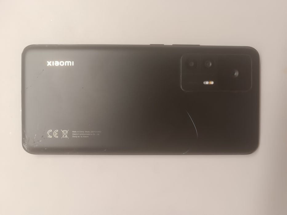 Xiaomi 12T 128gb с кейс стъклен протектор.