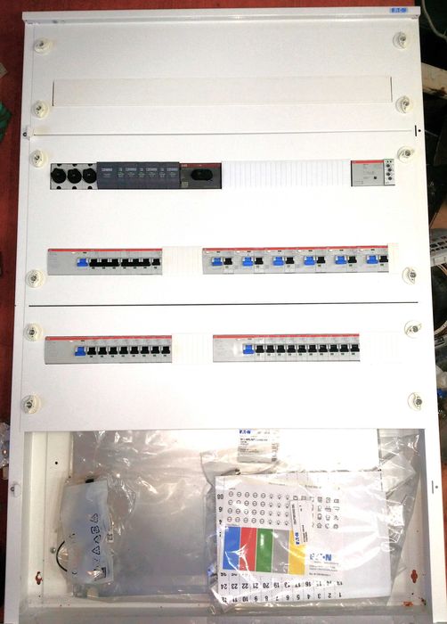 Tablou electric si multimedia, ABB, solare, metalice  pe comanda