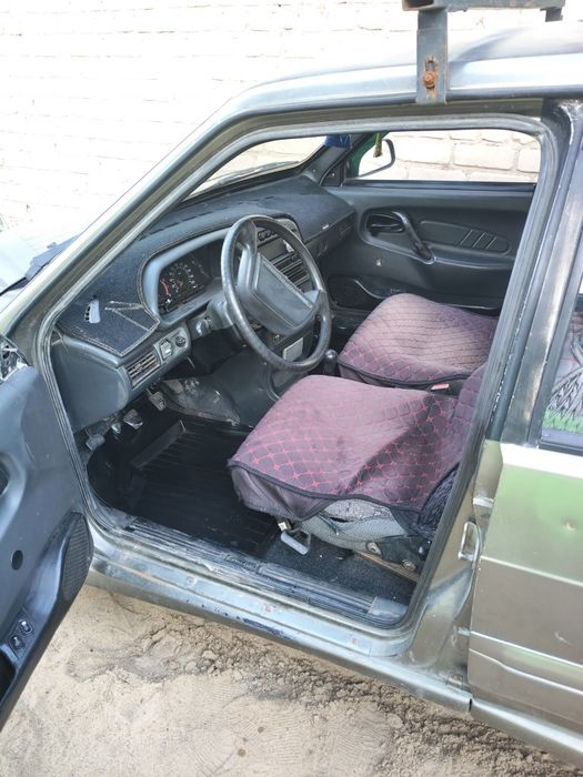 Продам ваз 2115 год 2003 газ бензин.