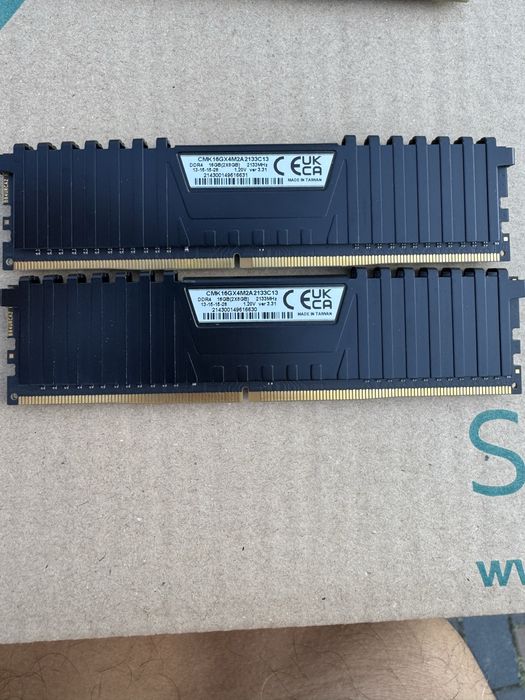 DDR4 Corsair Vengeance LPX