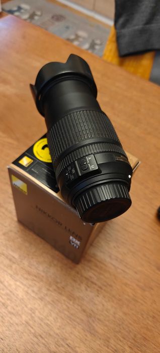 Запазено Nikon D7200 + обективи и филтри