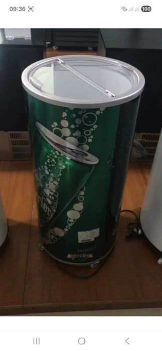 Продам холодильник для напитков.