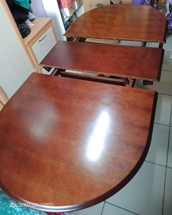 Продам стол Малайзия