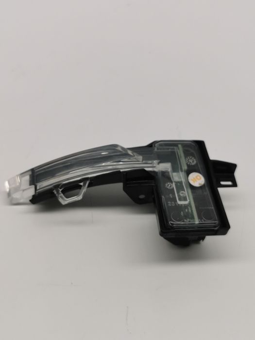 Semnalizare Oglinda Peugeot 5008 2023 9851163480