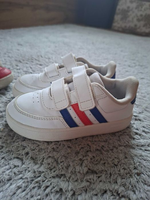 Лот маратонки Adidas 26