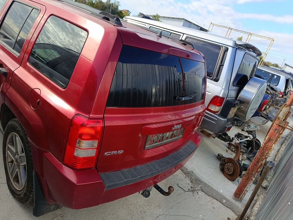 Dezmembrez jeep patriot/ compass 2.0crd 4x4 manual.