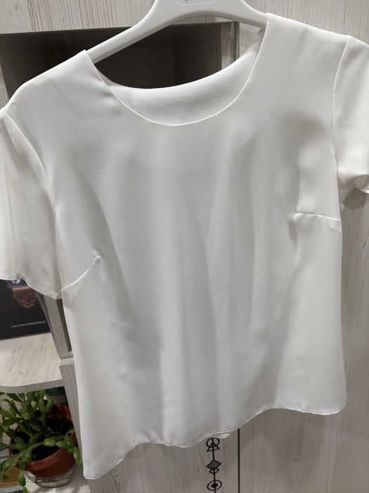 Кофта 50 размер 2000 тенге