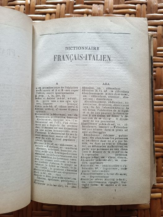 Книга издадена 1888 година речник Френски Италиански