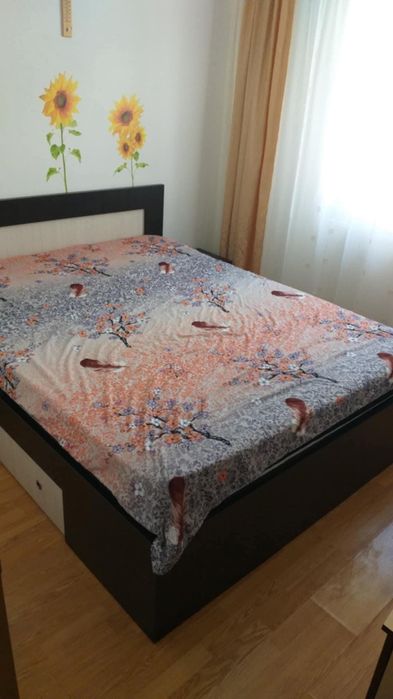 Pf închiriez ap cu 3 camere SD