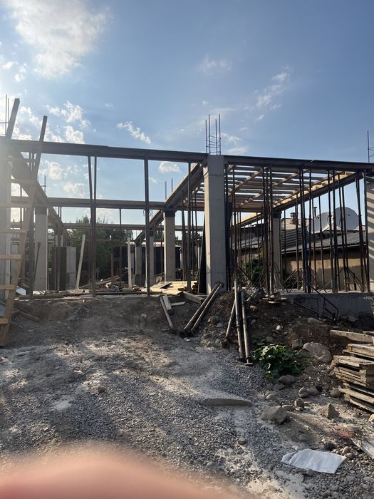 Стройка бригада строителей