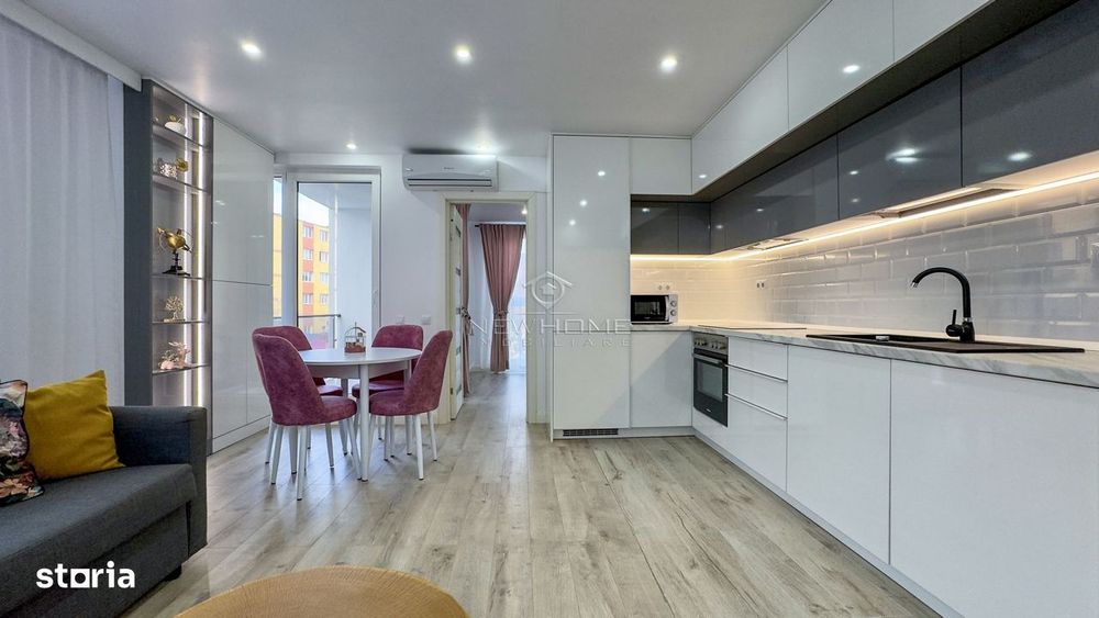 Apartament cu 3 camere de închiriat în zona Centrală