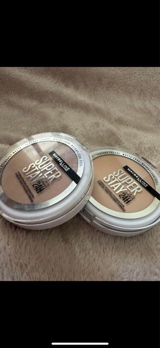 Пудри за лице, мигли.