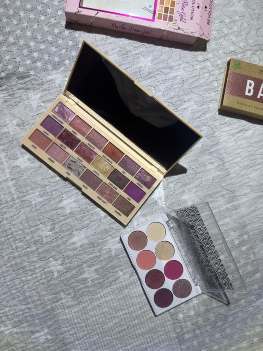 Палитри със сенки