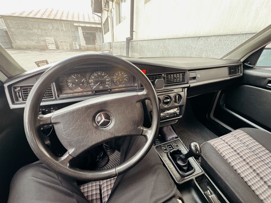 Mercedes 190E W201