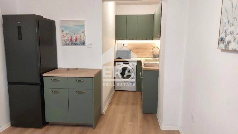 Дава се под наем Тристаен апартамент в Варна, Колхозен пазар - 70 кв.м за 500 € - Снимка #5