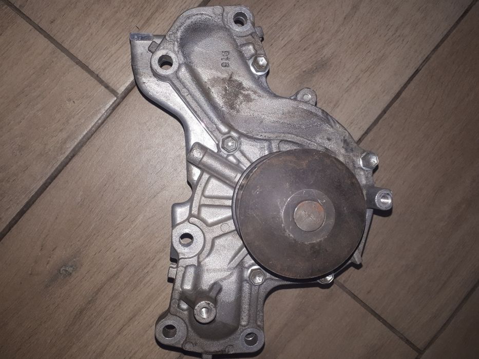 Помпа на паджеро 4 Оригинал