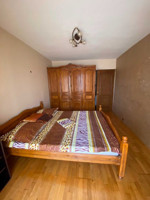 Persoana fizica inchiriez apartament Pacurari